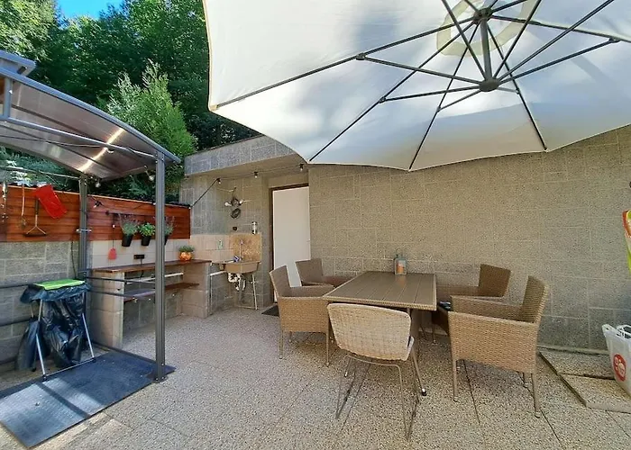 Villa лесной нова Zivohost